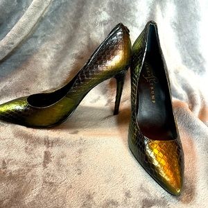 Stunning Ivanka Trump heels excellent condition Size 7 M